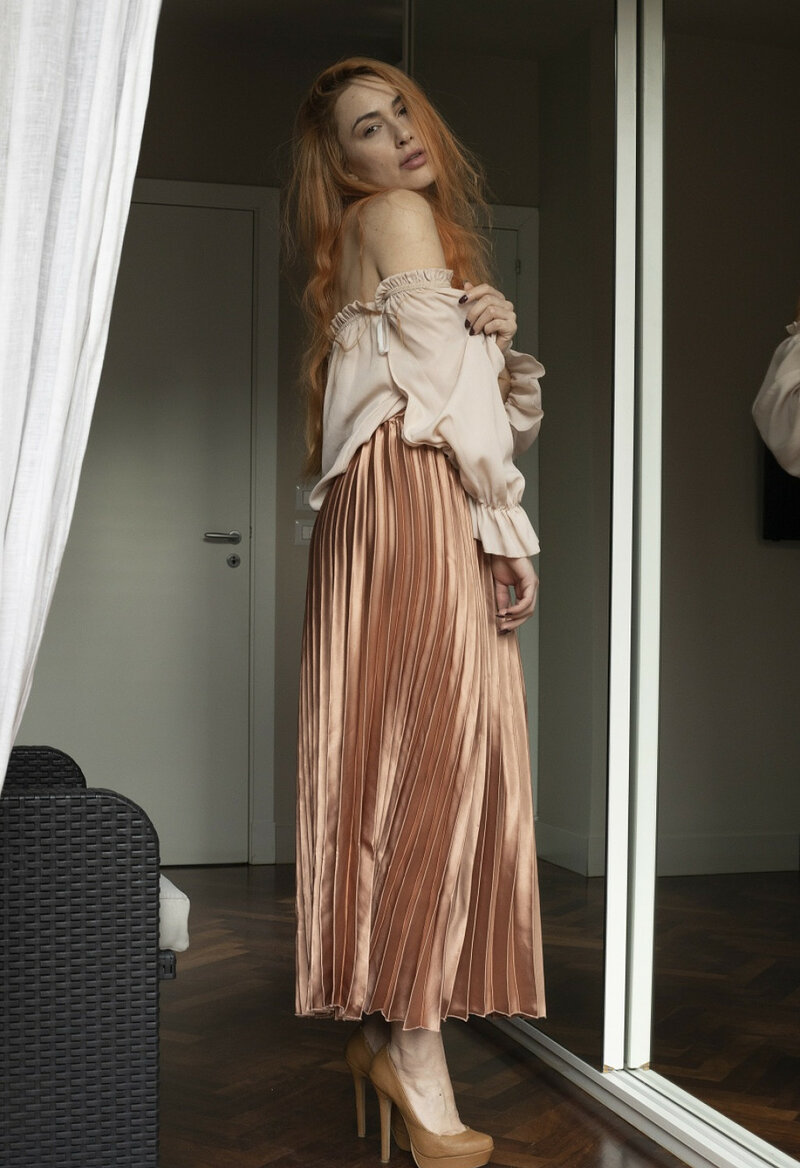 Елена, 25